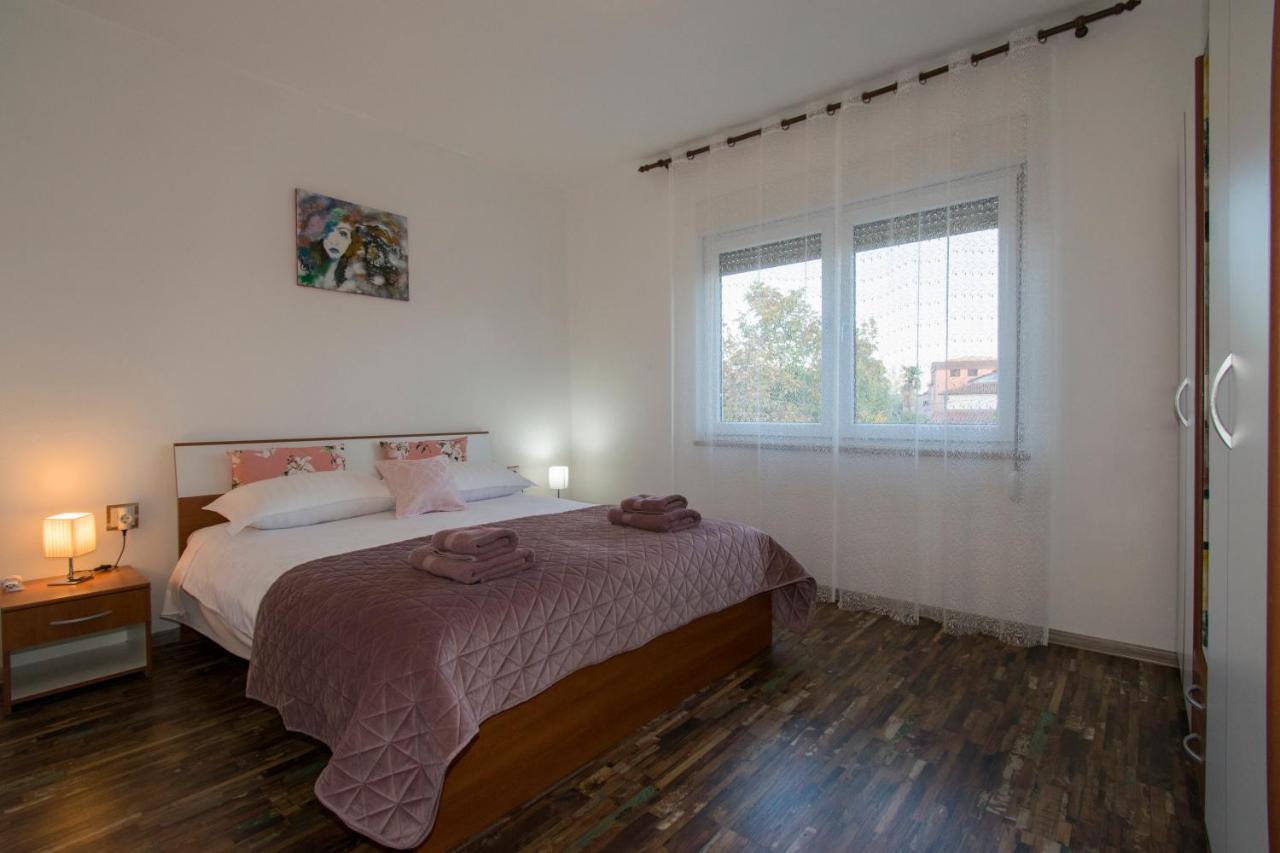 Apartman Fuma Ровинь Экстерьер фото